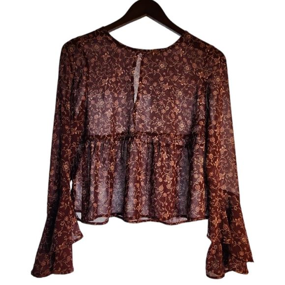 Aeropstale Shirt Sheer Floral blouse purple keyhole back Size Small - Picture 11 of 13